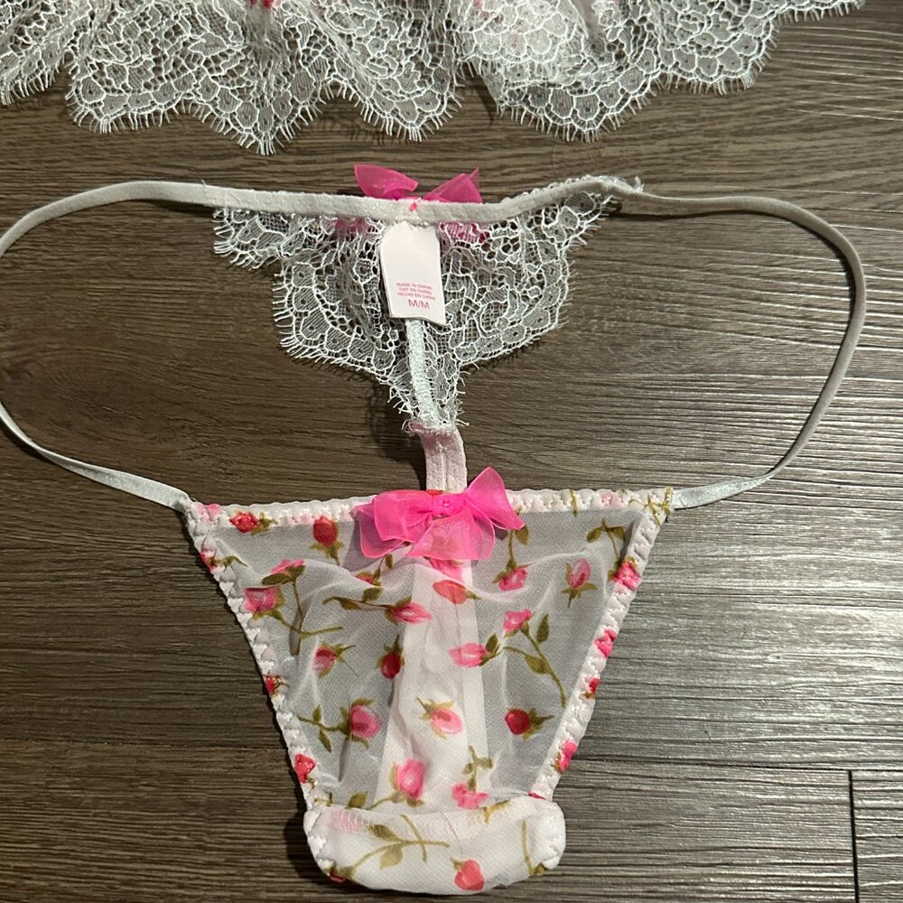 Vintage Lingerie Set Flowers and Bows